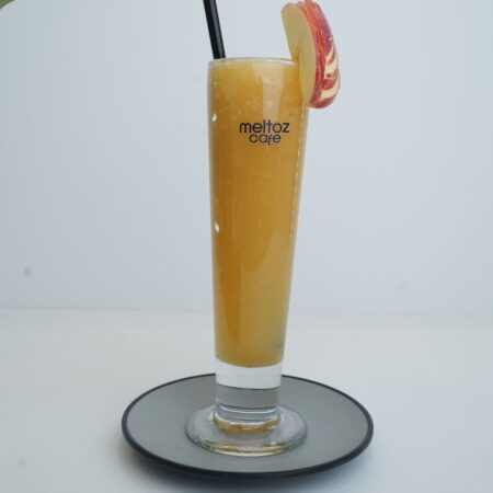 Apple Juice | عصير تفاح