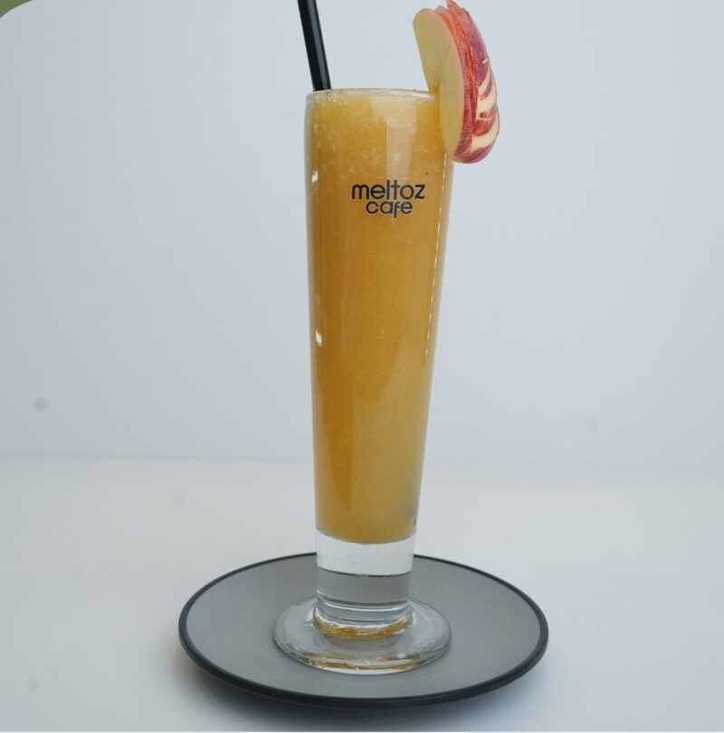 Apple Juice | عصير تفاح