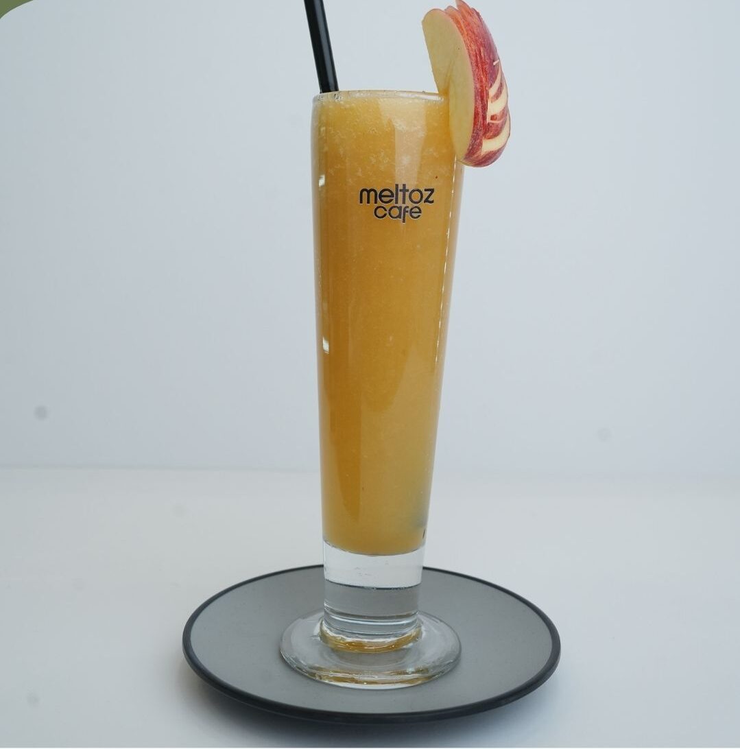 Apple Juice | عصير تفاح