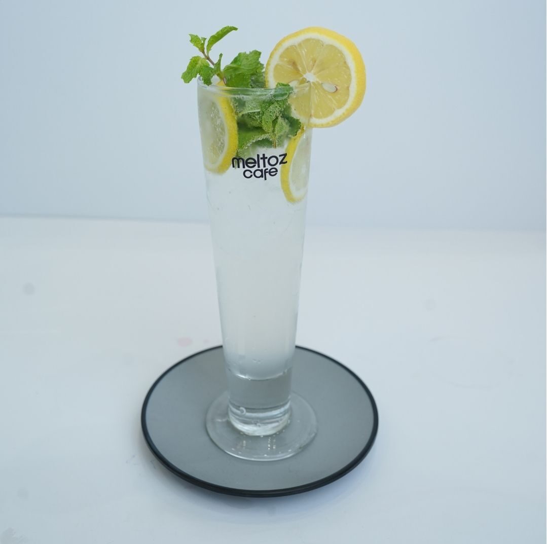 Classic Mint Mojito | موهيتو بالنعناع كلاسيك
