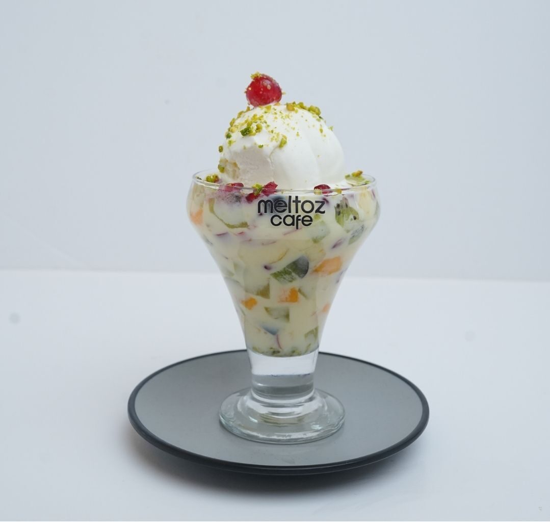 Custard Fruit Salad | سلطة فواكه بالكاسترد