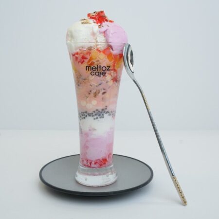 Strawberry Falooda | فالودة فراولة