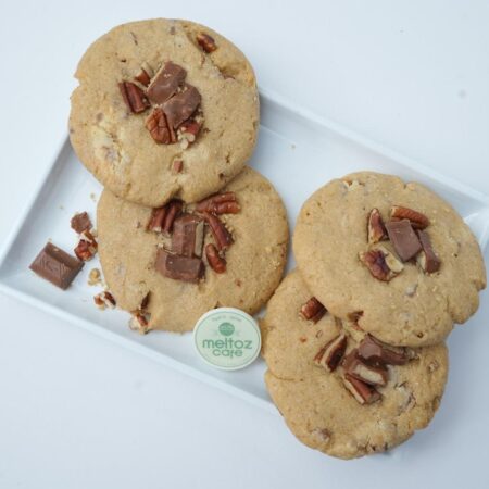 Pecan and Kinder Cookies | كوكيز بالبيكان وكيندر