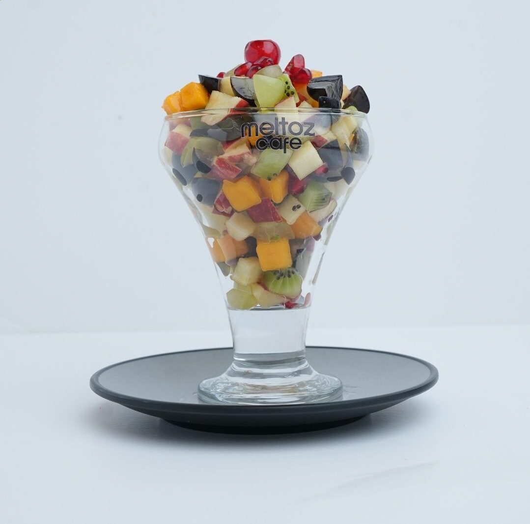 Fresh Cut Fruits | فواكه مقطعة طازجة