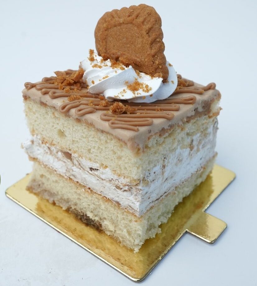 Lotus Slice Cake | كيكة لوتس