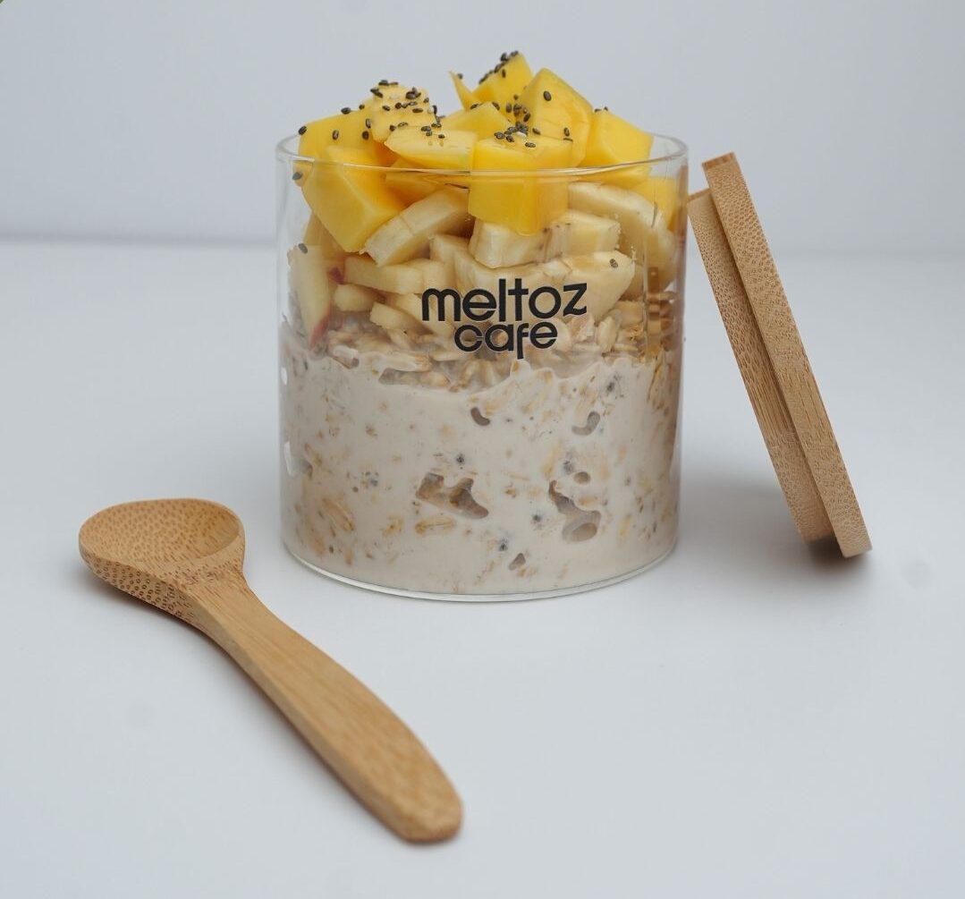 Mango Based Overnight Oats | شوفان بالمانجو
