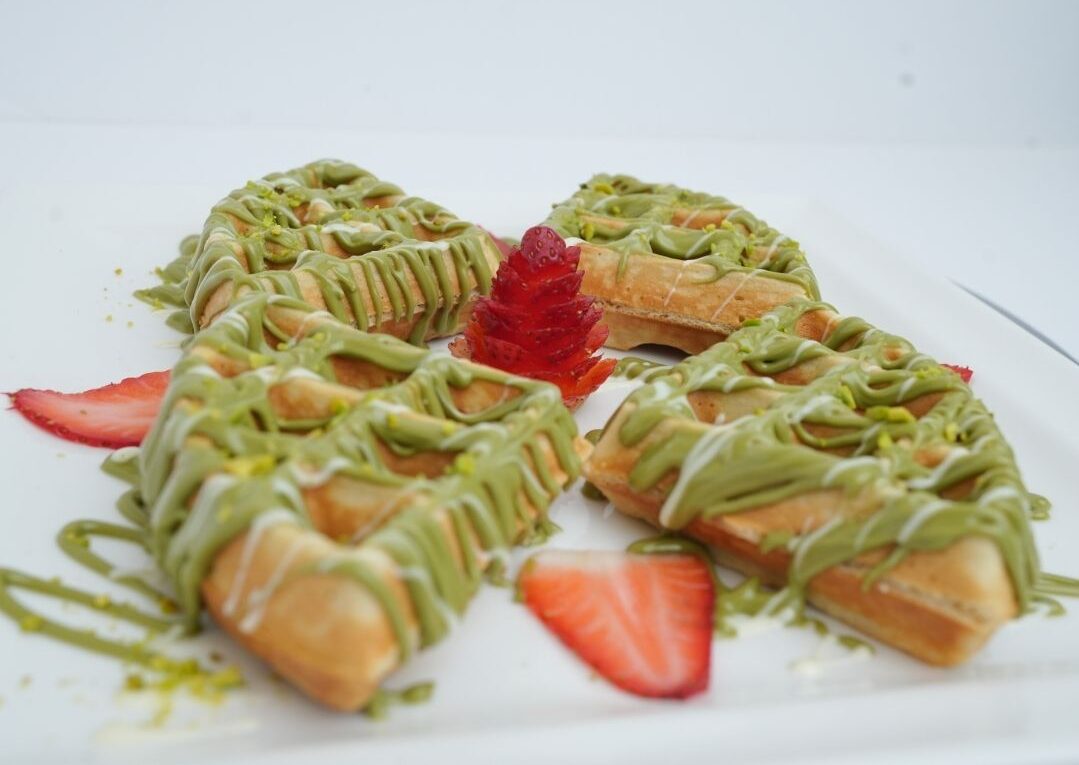 Pistachio Waffles | وافل فستق