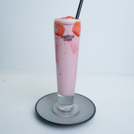 Strawberry Smoothie | سموذي فراولة