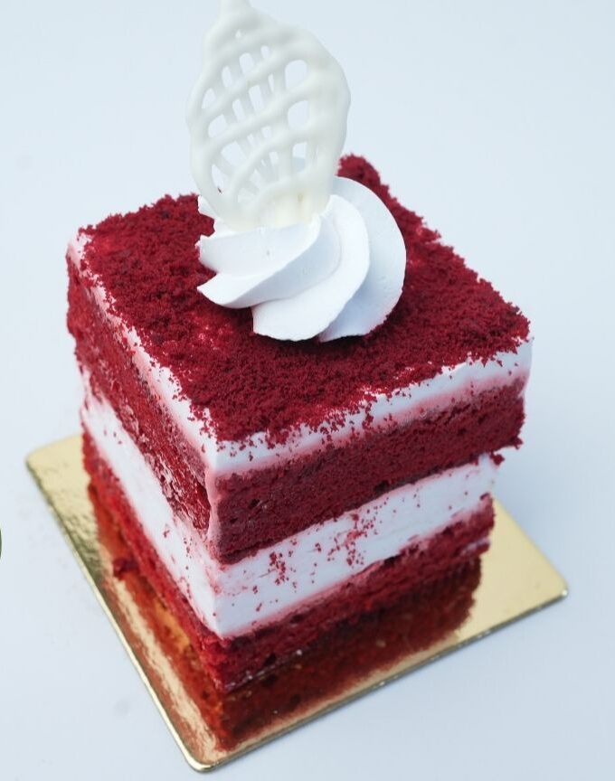 Velvet Slice Cake | كيكة ريد فيلفت